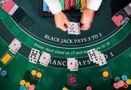 Pengguna menikmati hiburan sports dan casino dengan akses ke fitur member eksklusif